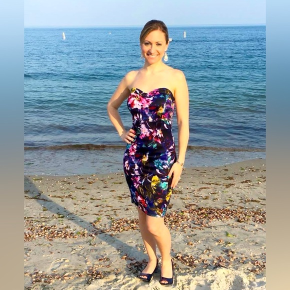 Meet your Posher, Meghan - Picture 7 of 13